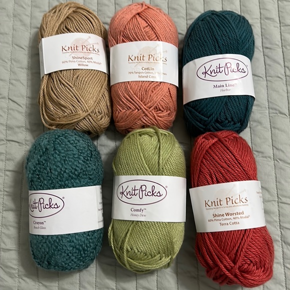 Six Knit Picks Yarns and Knitting Needles - Picture 2 of 15